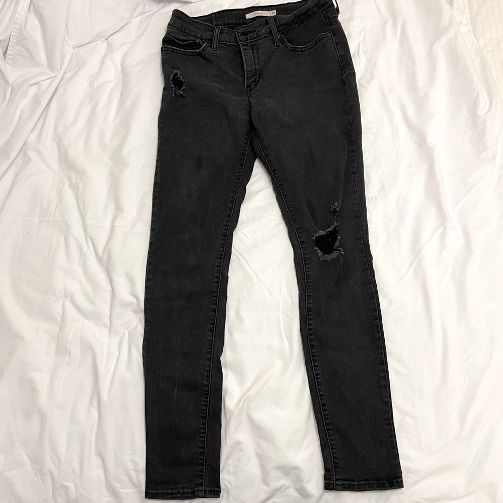 Levi’s Women’s 711 Skinny Jeans